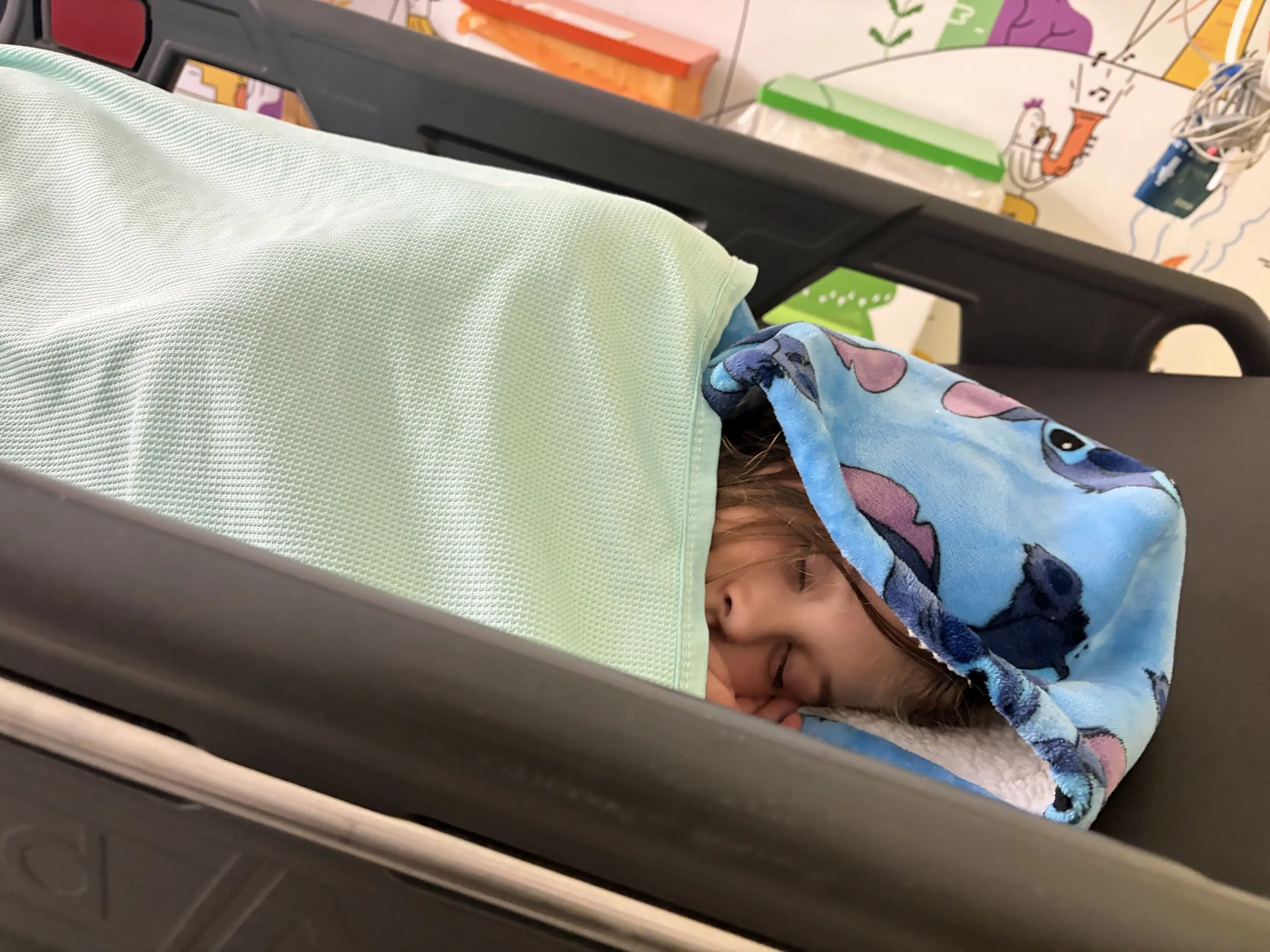 10-year-old Phoebe ended up in hopsital after copying an influencer 'hack' she'd seen online  (Kennedy News and Media)