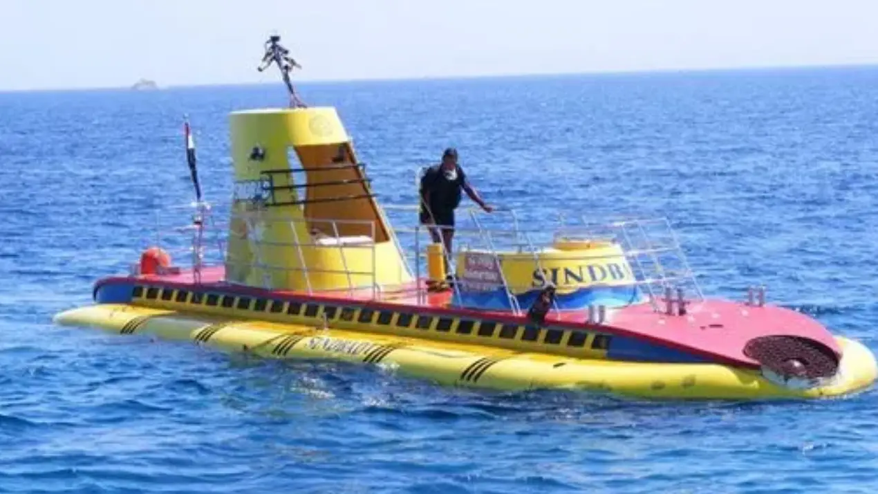 Six people dead in Egypt after tourist submarine sank in Red Sea