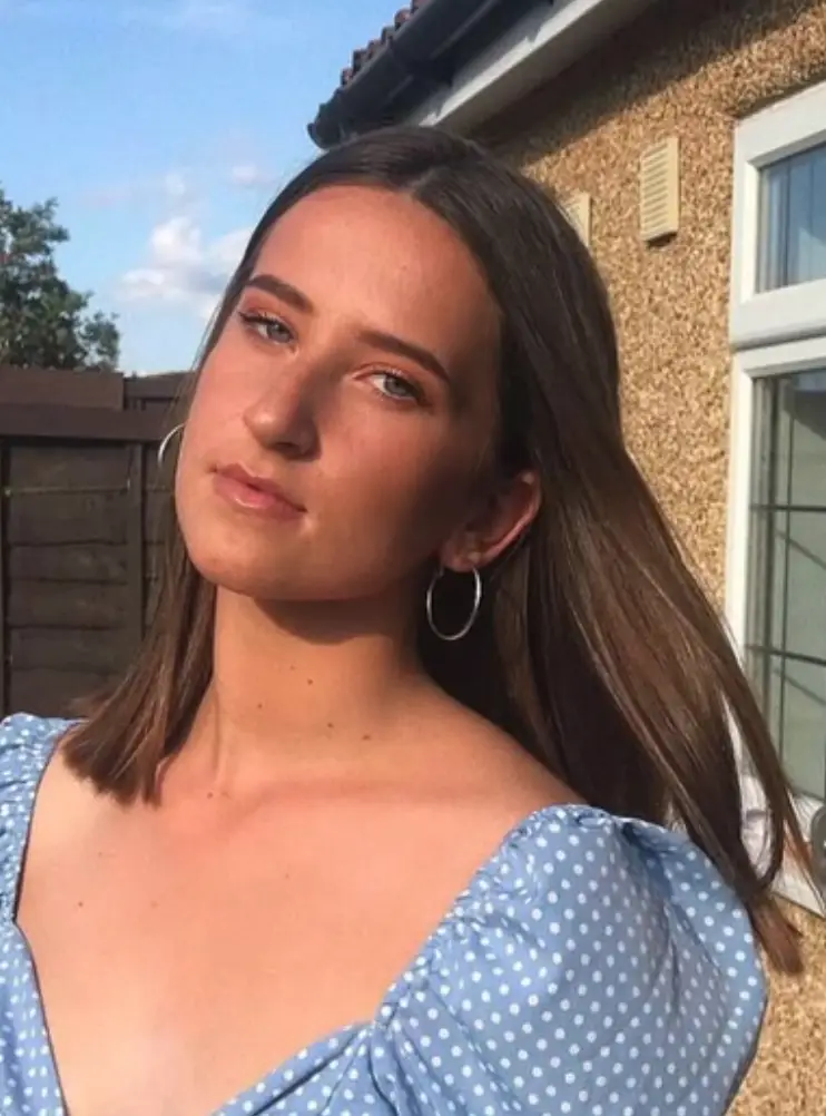 Molly was left with suicidial thoughts as she struggled with her disorder (BBC/MollyLambert)