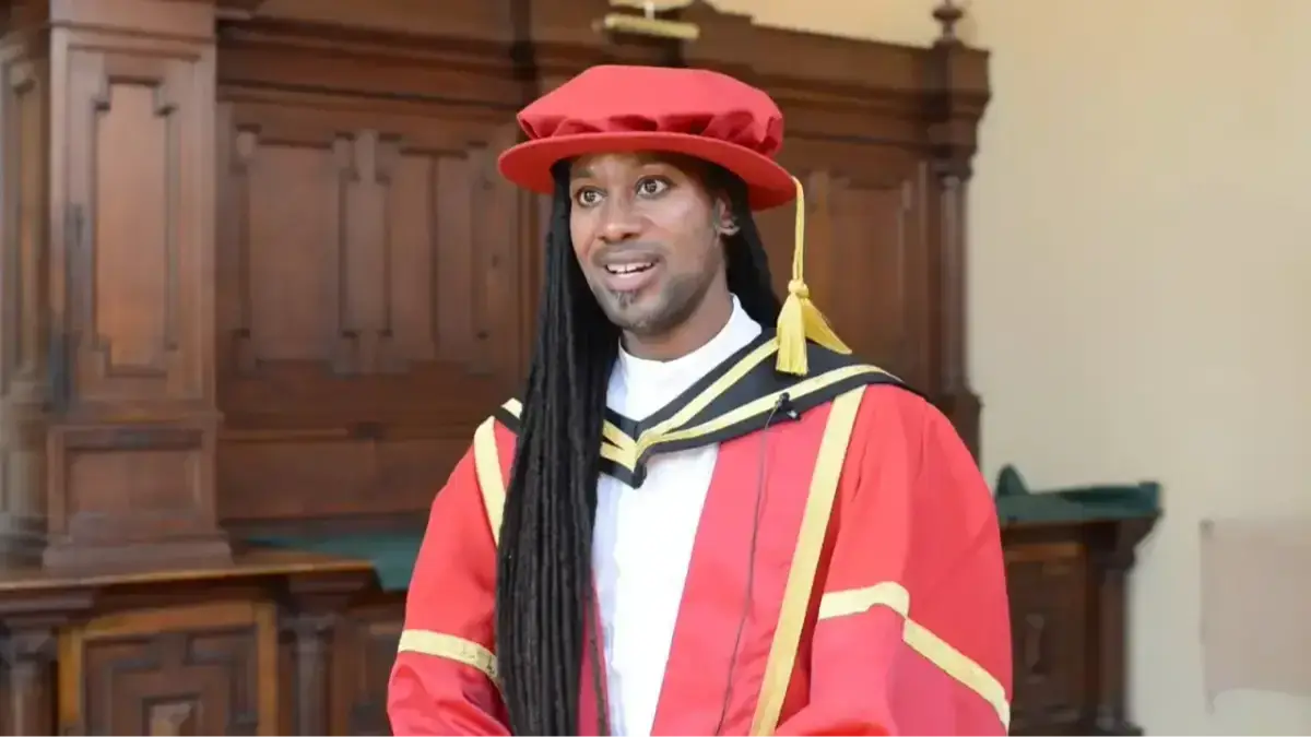YouTube/St Mary's University, London