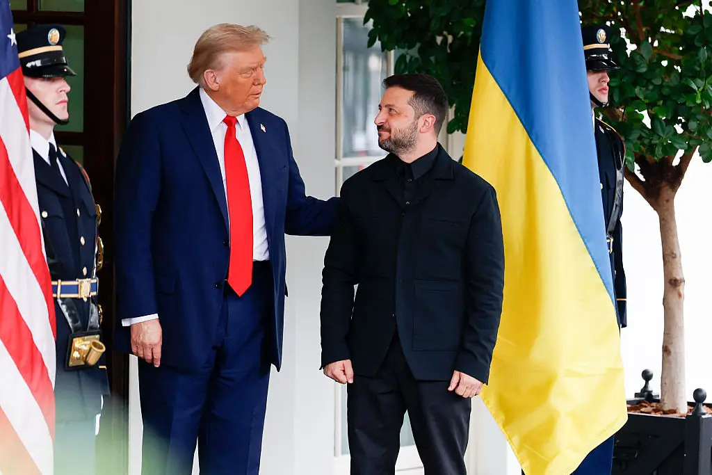 Donald Trump is now standing on Ukraine's side, despite previous clashes with Volodymyr Zelenskyy (Ting Shen/Bloomberg via Getty Images)