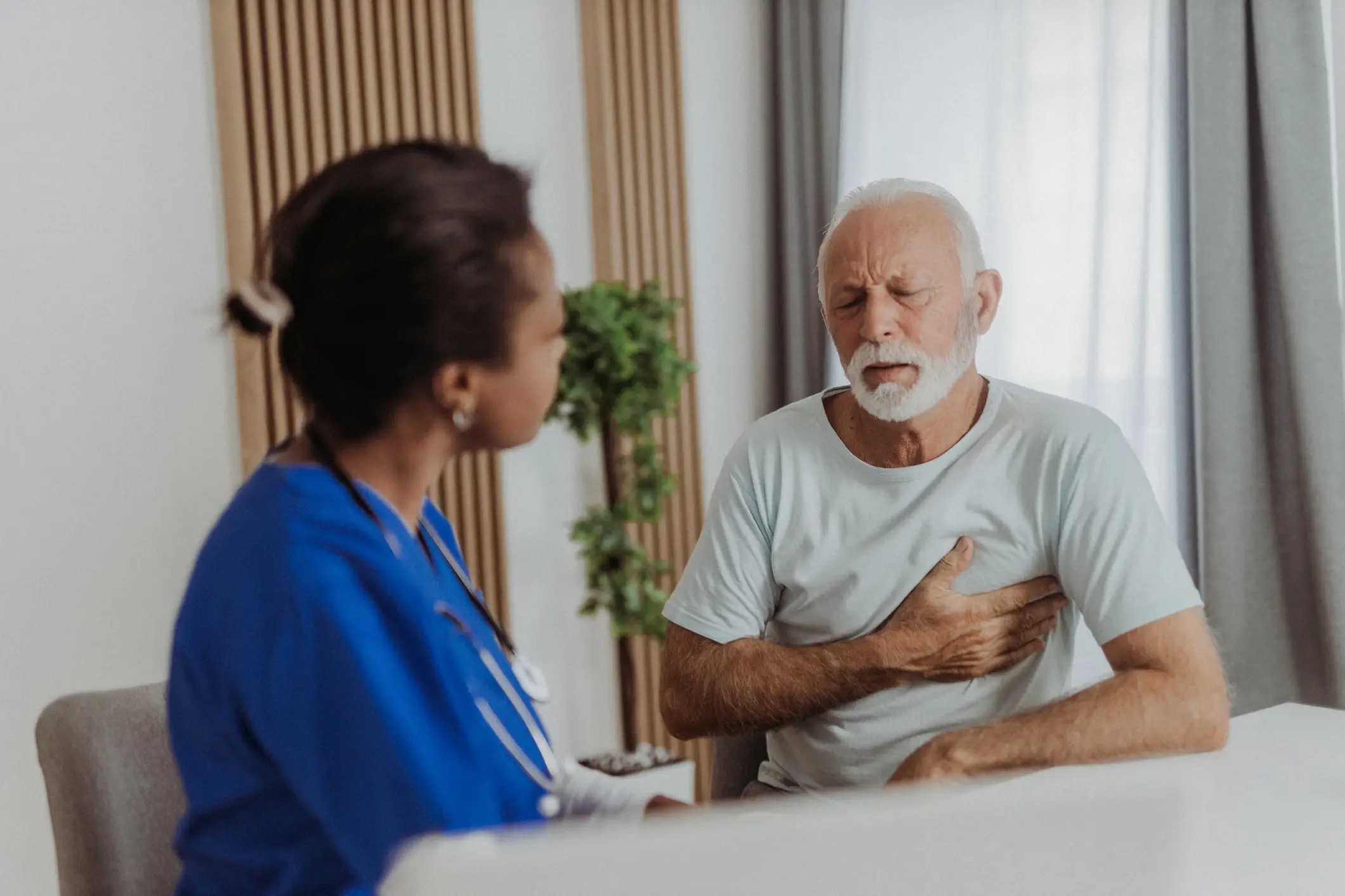 Myocarditis and pericarditis present symptoms very similar to a heart attack (Getty Stock)