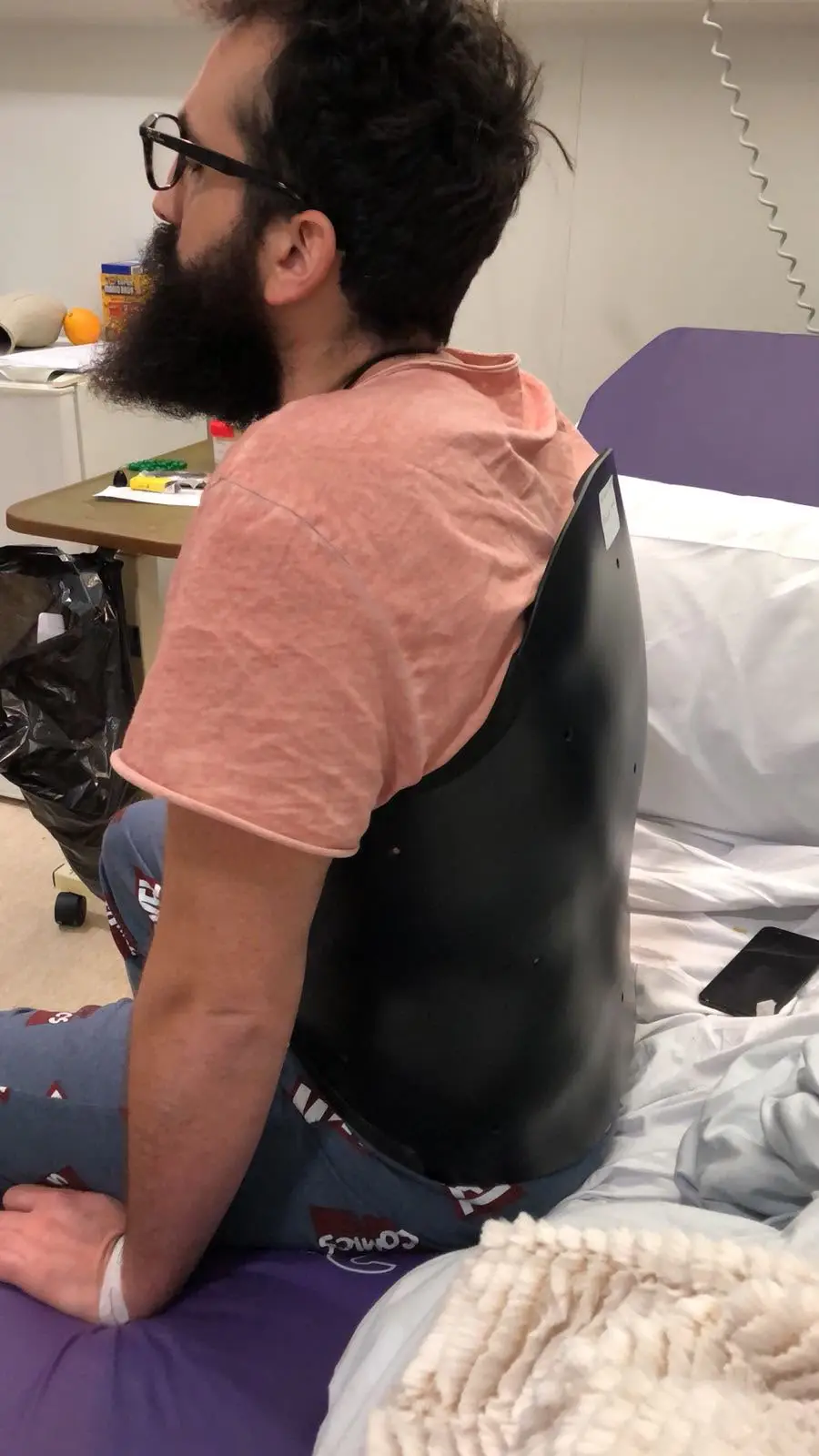 Oliver had 11 fractures in his spine (Oliver Famili)