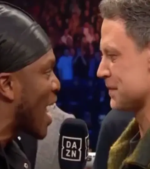 The pair were set to fight in March (DAZN)