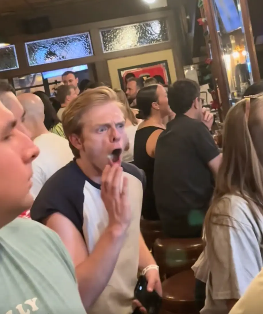 People are dying to know what was on the list that made him pull this face (abbeywellman/TikTok)