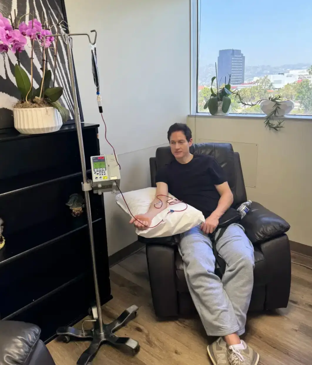 Bryan Johnson claims to have ‘cloned’ himself (X/@bryan_johnson)