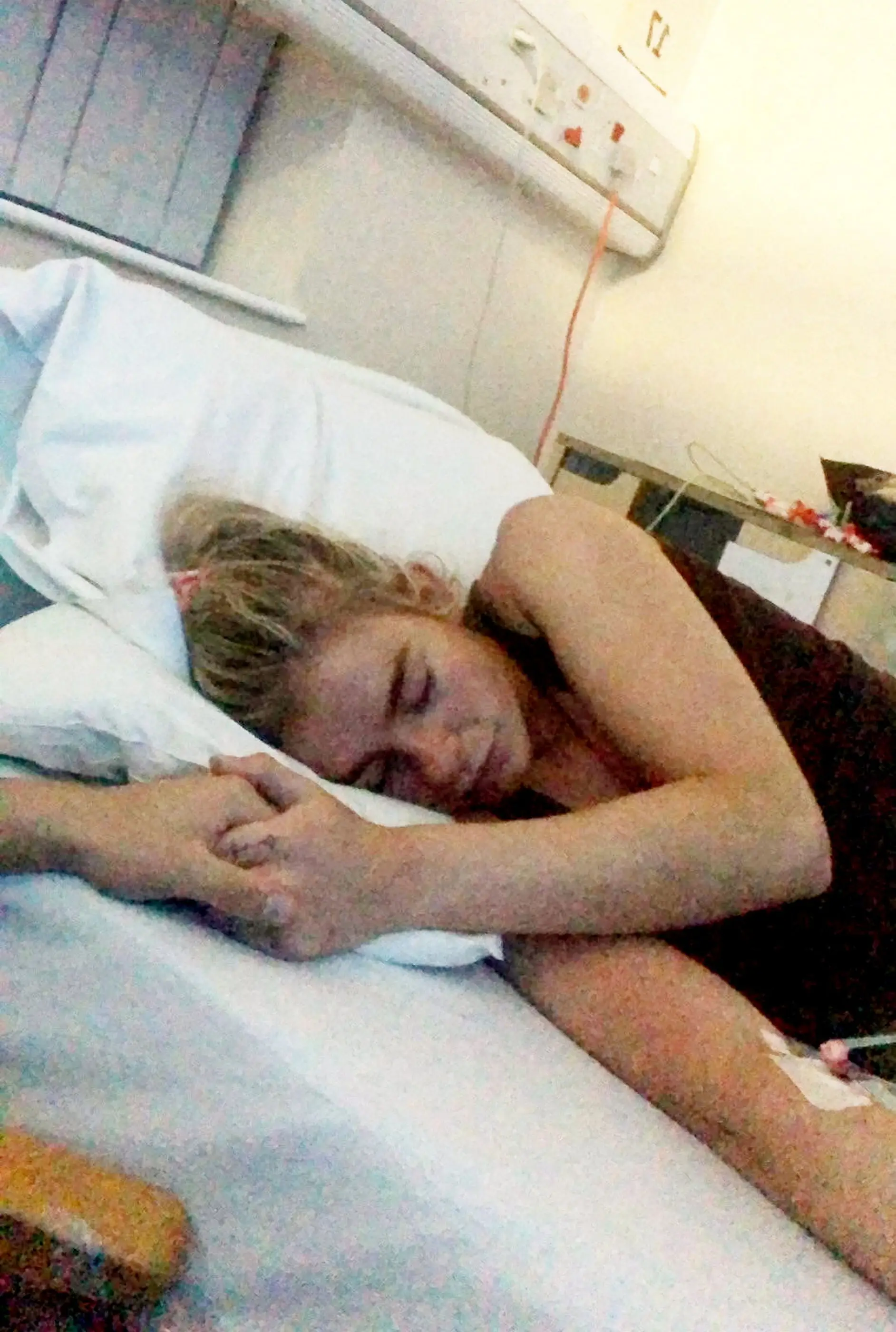 Sammy-Jo lives in daily pain. (SWNS)