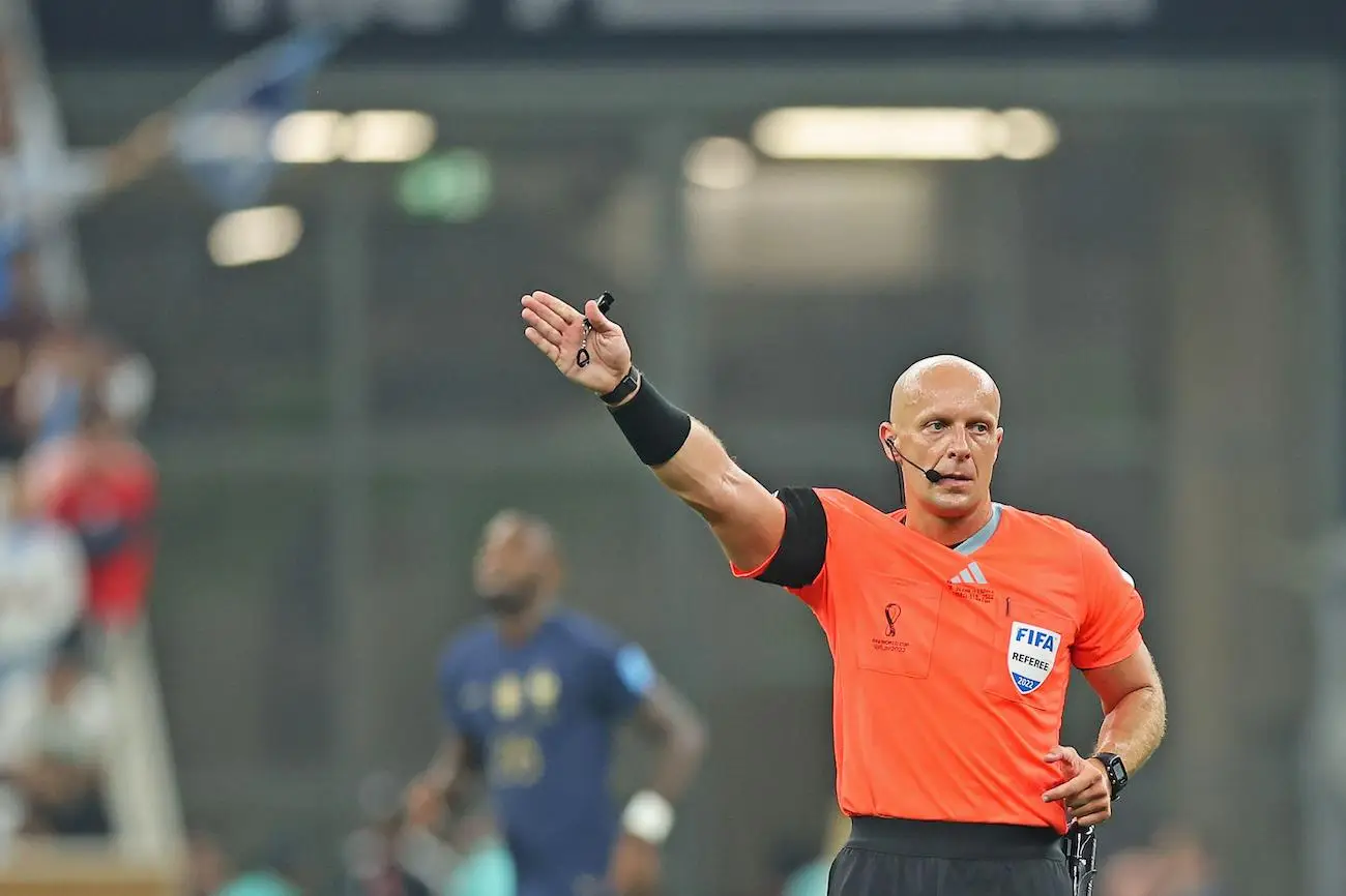 World Cup final referee Szymon Marciniak has hit back at claims that the last goal for Argentina shouldn’t have stood.