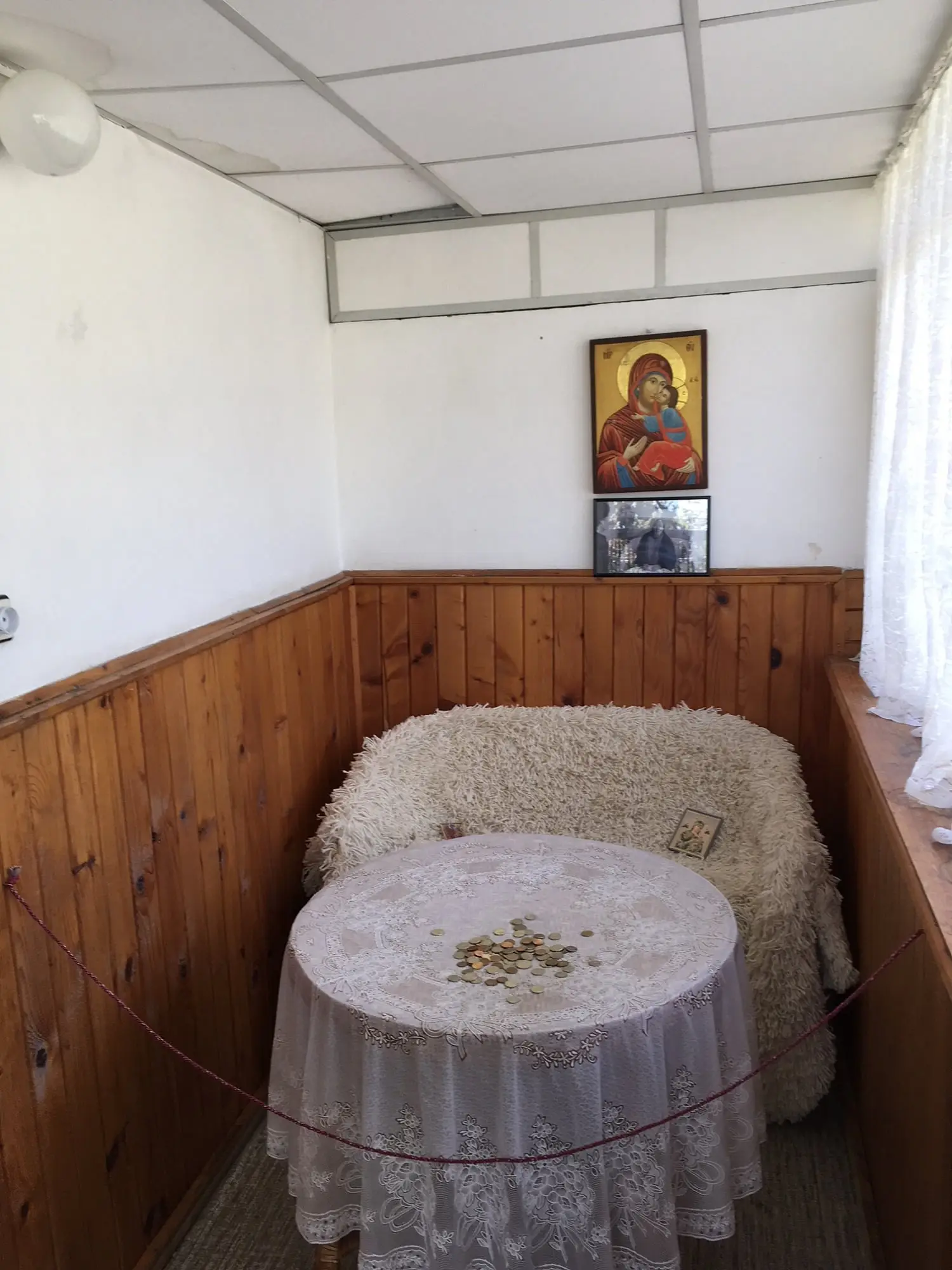 The seat Baba Vanga reportedly hosted world leaders in (Tripadvisor)
