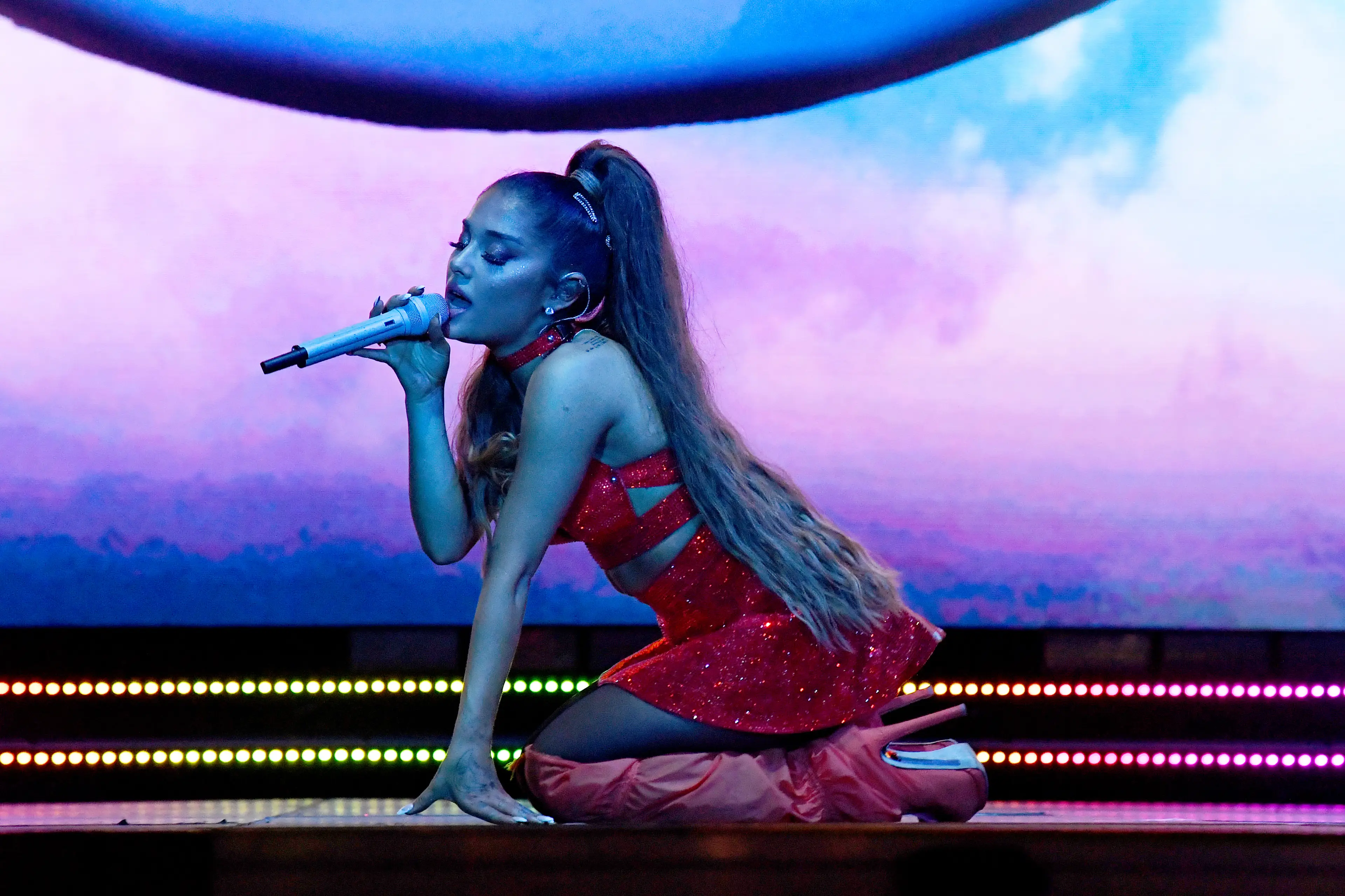 Grande, who is currently on tour, allegedly DM'd Niemann back in 2019. (Photo by Kevin Mazur/Getty Images for AG)