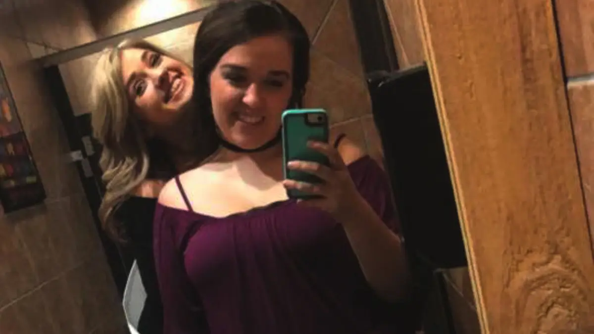 Taylor Parker and Reagan Simmons-Hancock (Netflix)