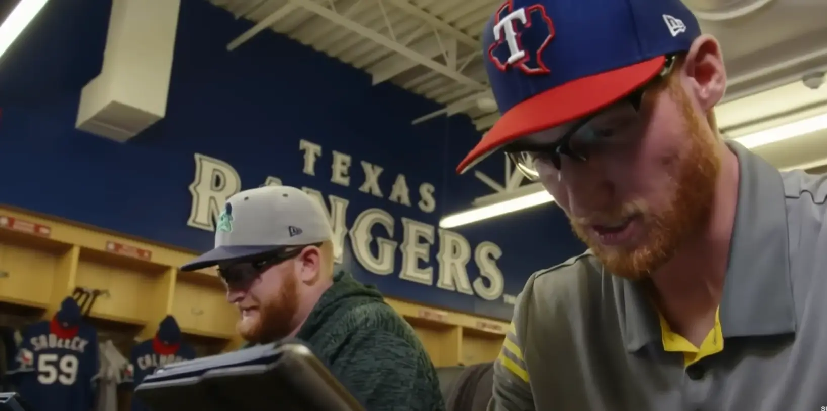 Turns out there's no relation (YouTube/Inside Edition)