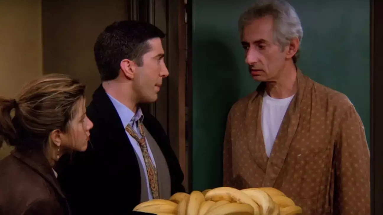 Larry also appeared as Mr Heckles in the beloved 90s sitcom.