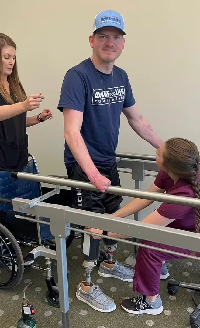 He's since received prosthetic legs (Facebook)