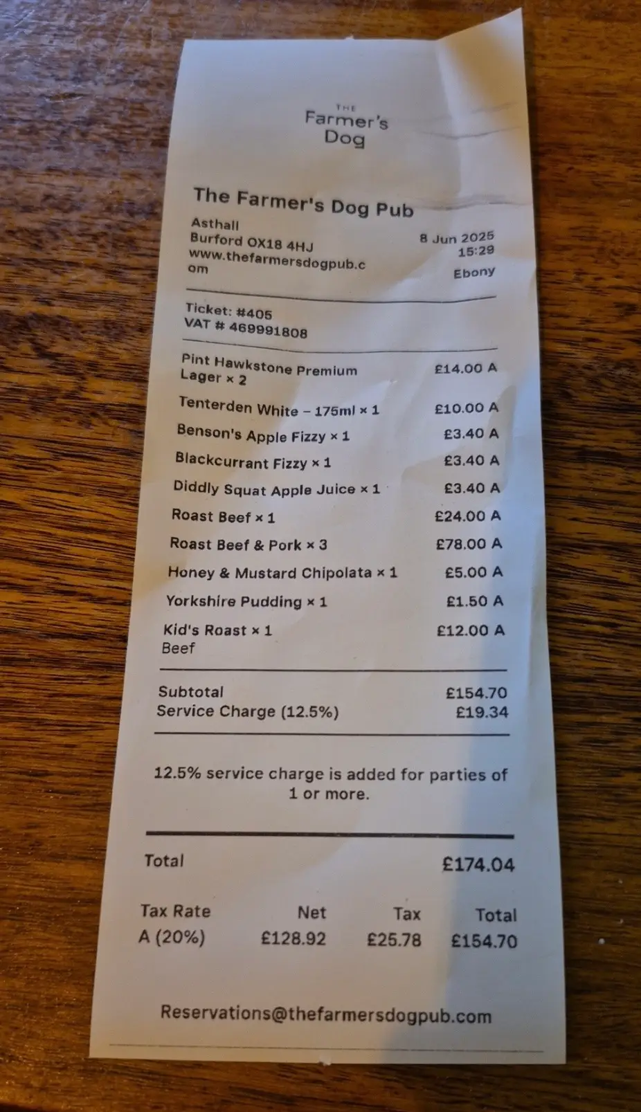 A customer shared a snap of their receipt after forking out for a Sunday roast with their family (Facebook)