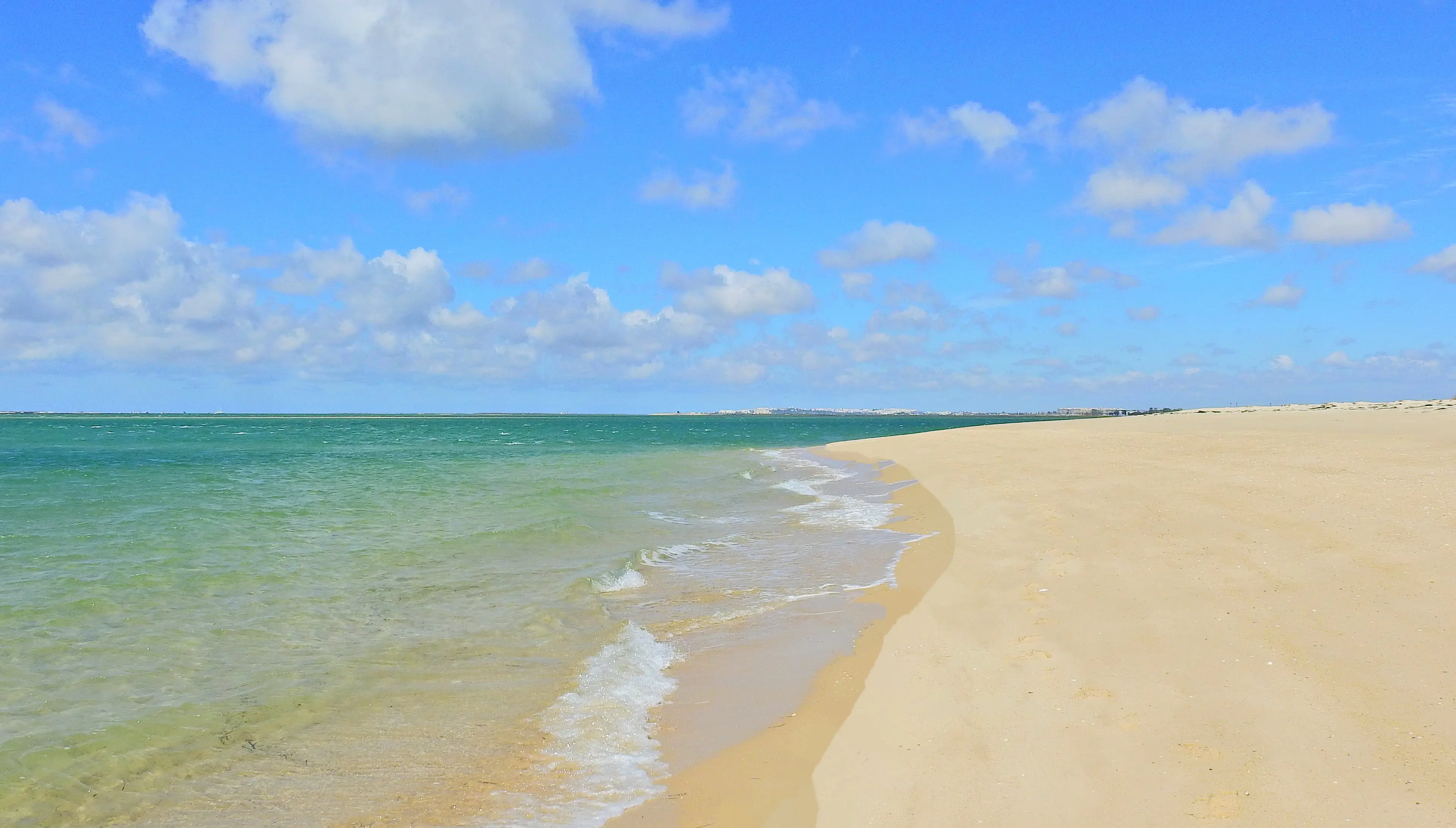 Paradise in the south of Portugal called Ilha da Armona, Olhão (Getty Stock Images)