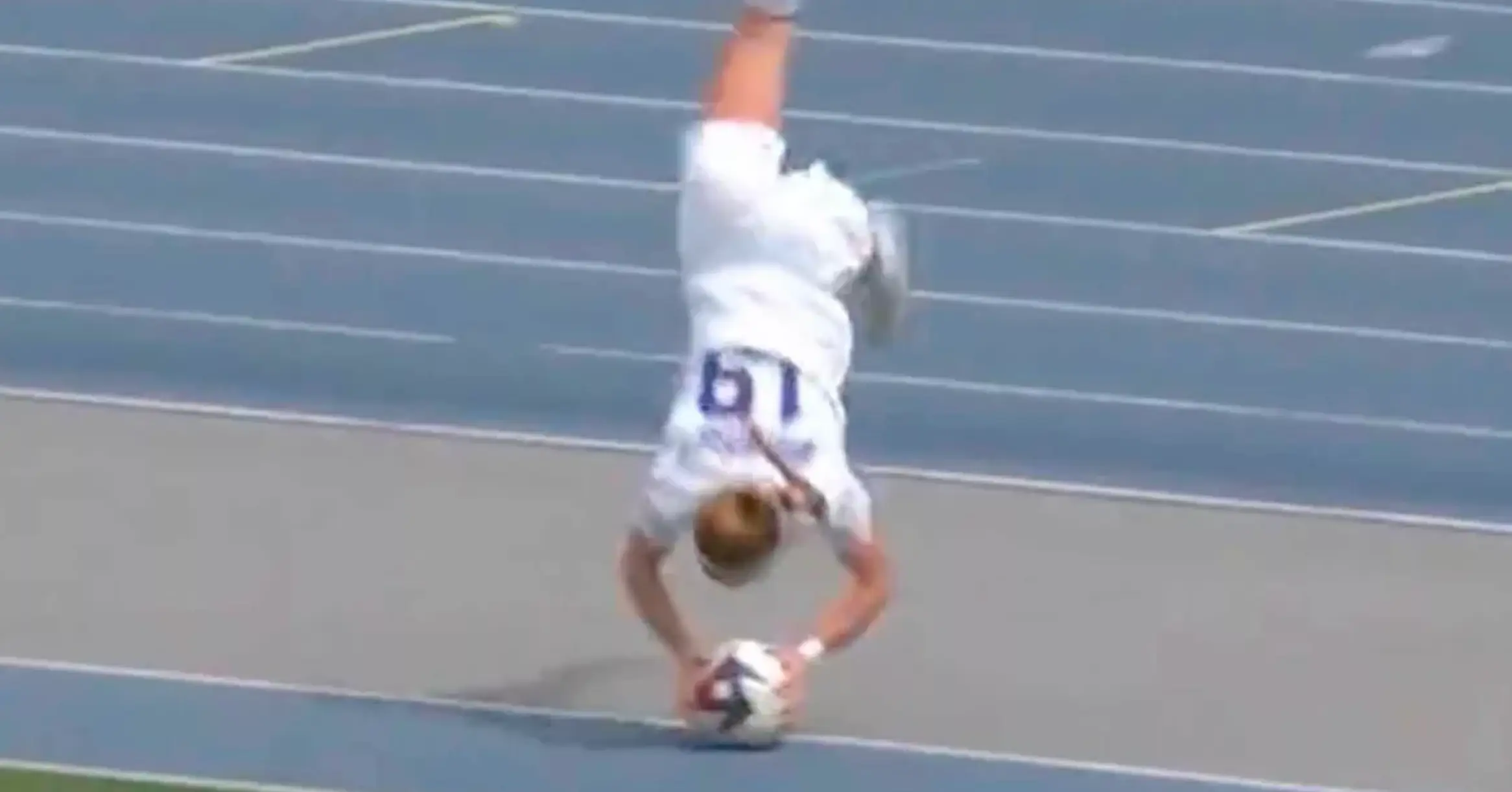 Mahoney took a novel approach to the restart.