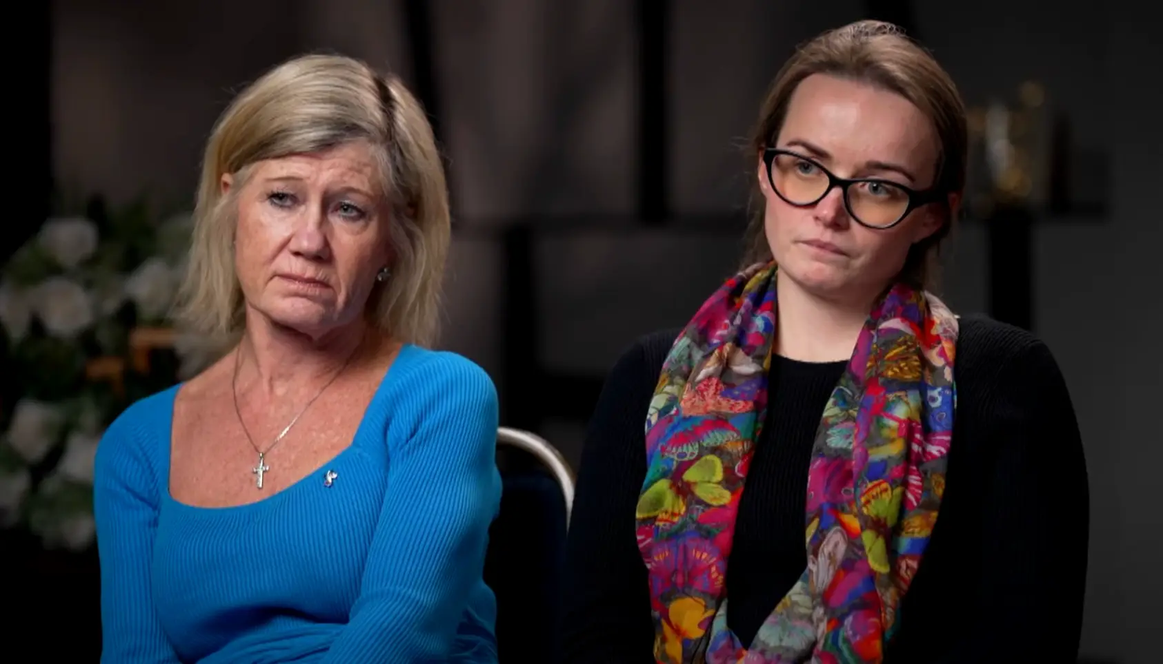 Bethany Clarke, right, survived methanol poisoning in Laos (YouTube/@‌60MinutesAU)