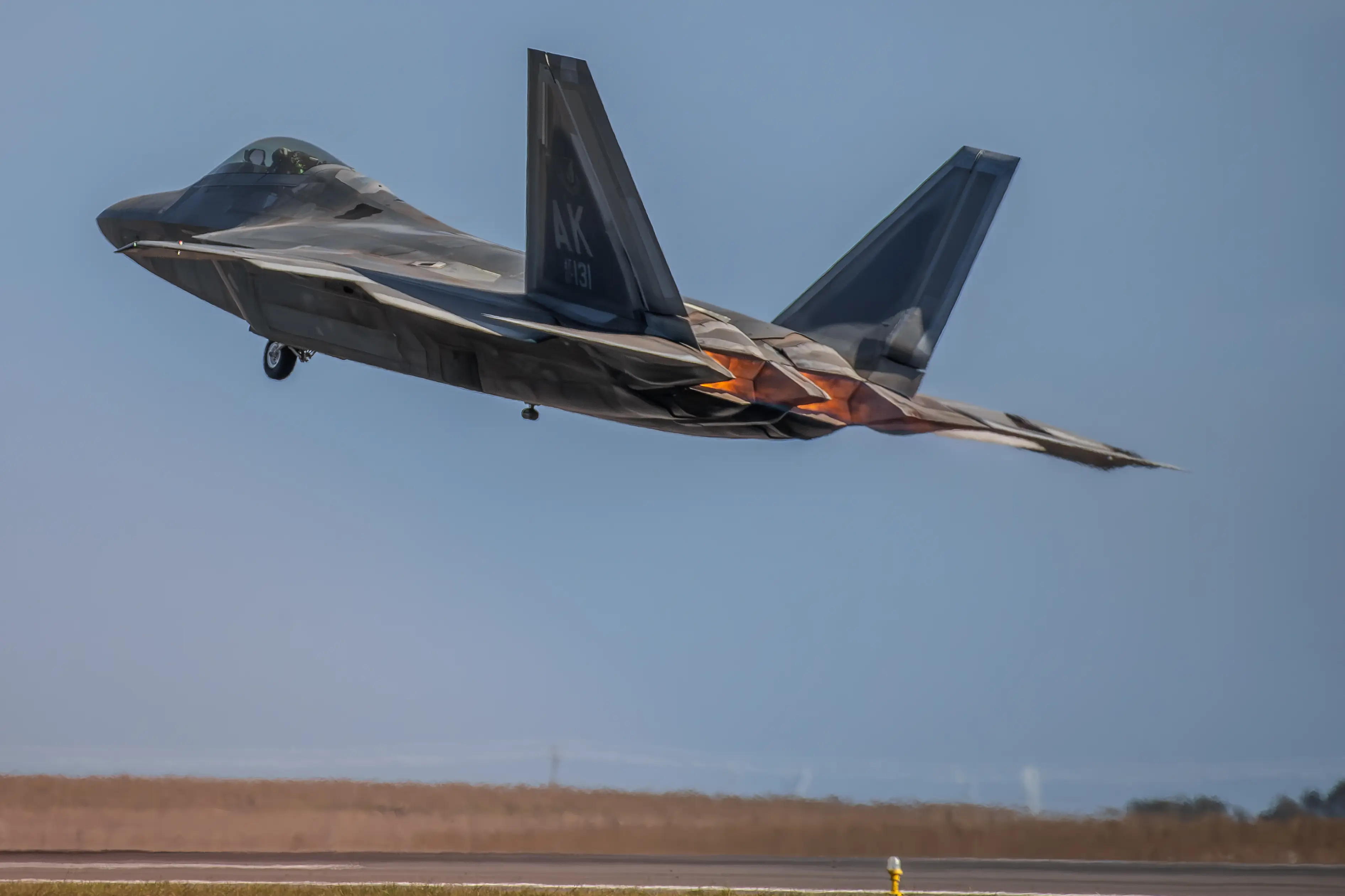 Nobody else is allowed to have the F-22 Raptor (Olivier Rachon/SOPA Images/LightRocket via Getty Images)
