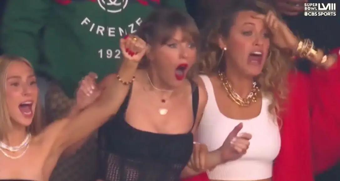 Blake and Taylor at the Super Bowl.