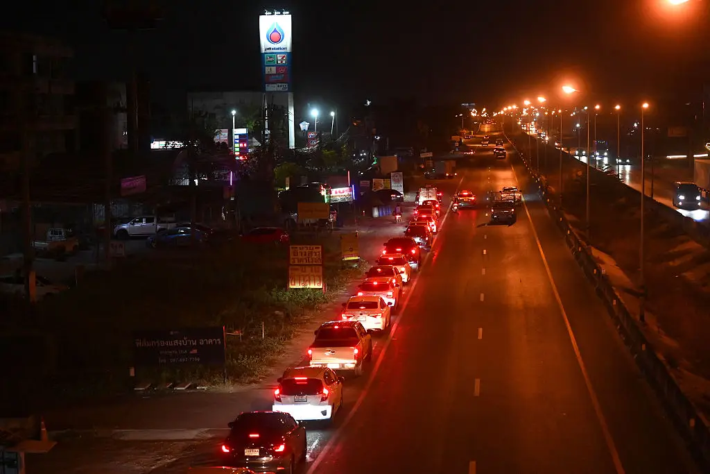 Thai citizens are fighting to beat the oil surge (Thananchai Kaewsowatana/Thai News Pix/LightRocket via Getty Images)