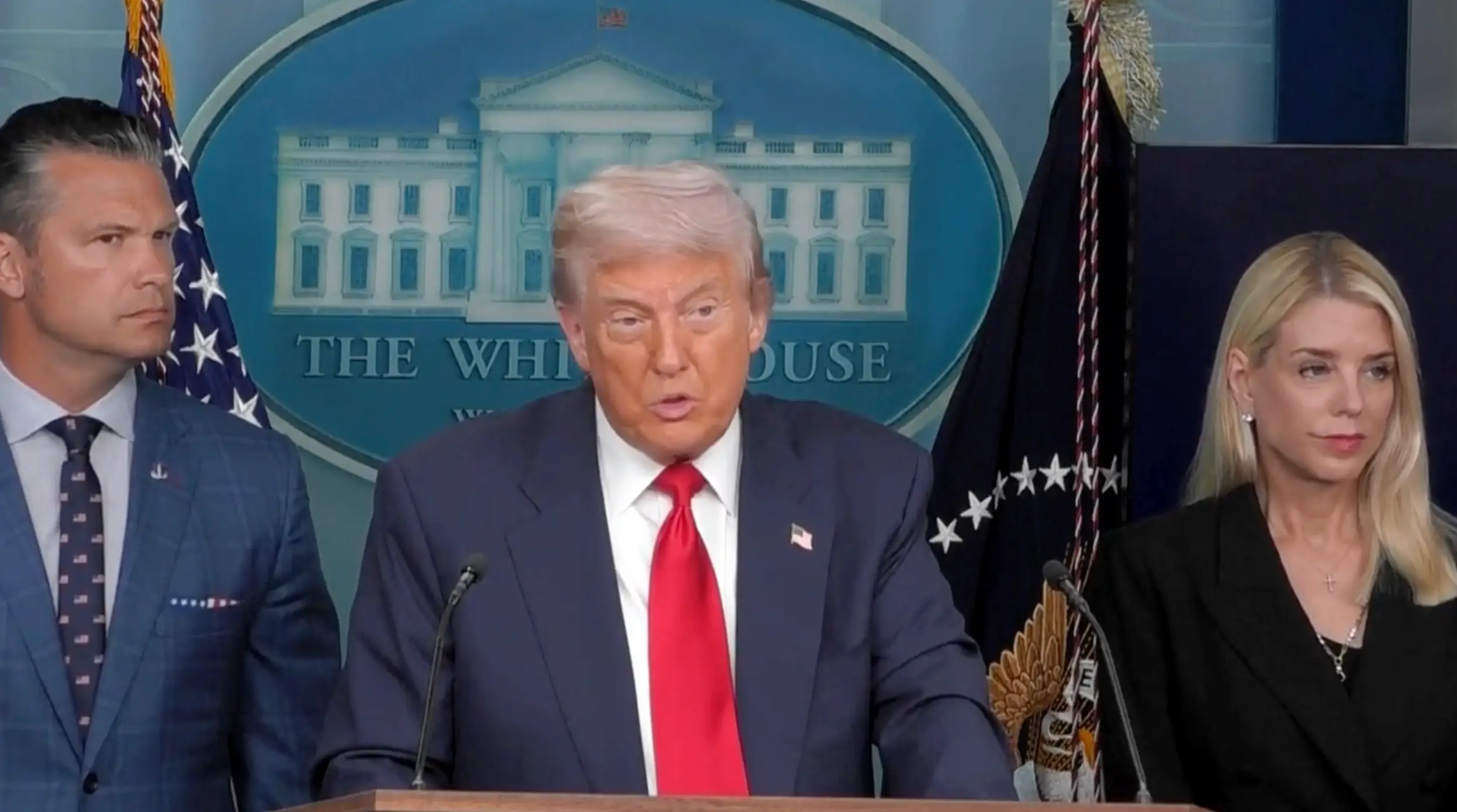 Donald Trump has taken control over the Washington, DC police department (DRM News)