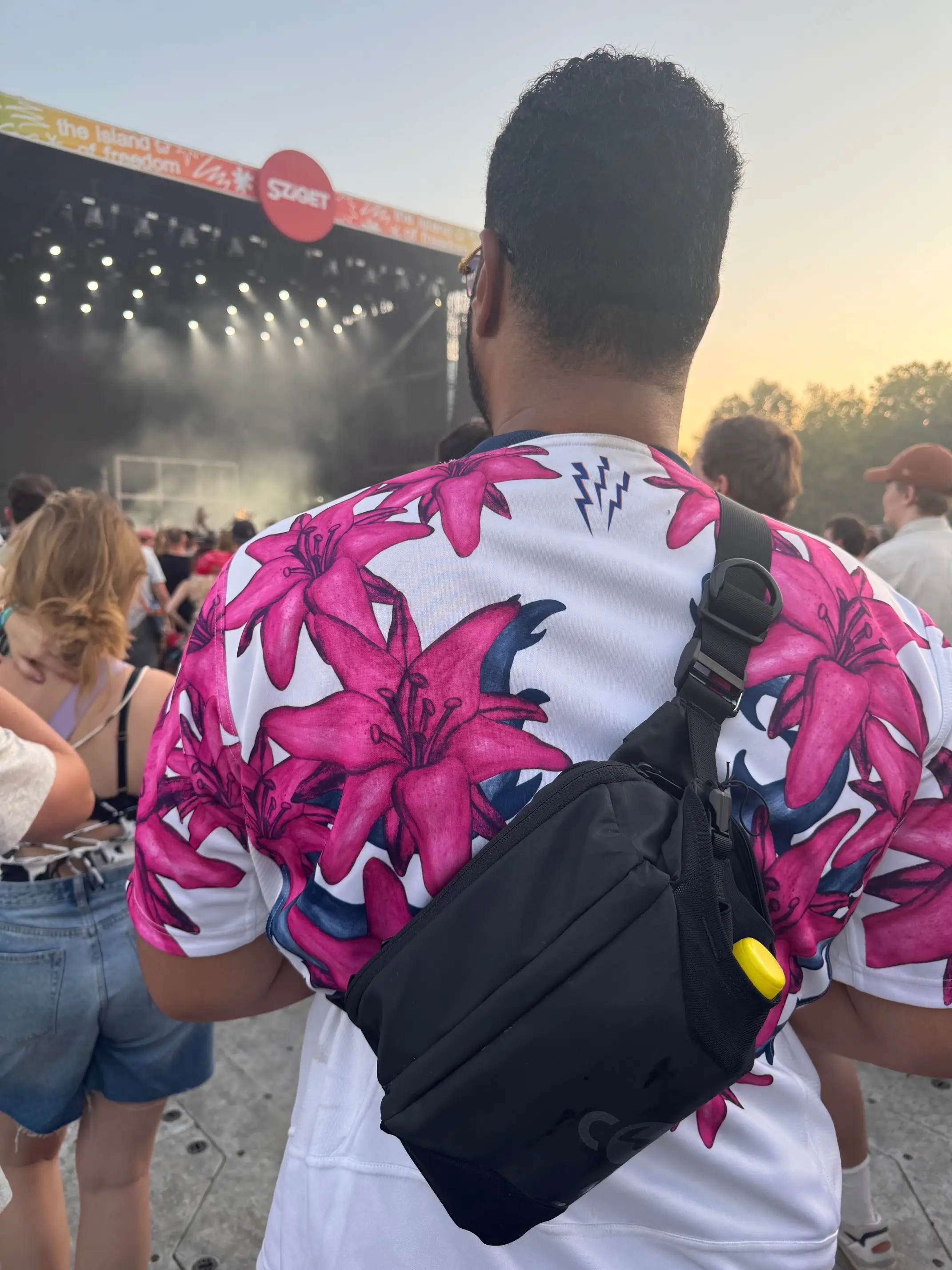 The anti-theft sling bag will keep your belongings nice and safe (