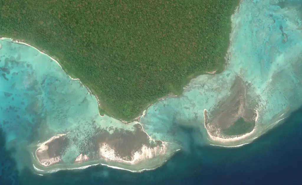 North Sentinel Island, located in the Bay of Bengal within the Andaman and Nicobar Islands, is off-limits to visitors within a three-mile radius (2024 Maxar Technologies)