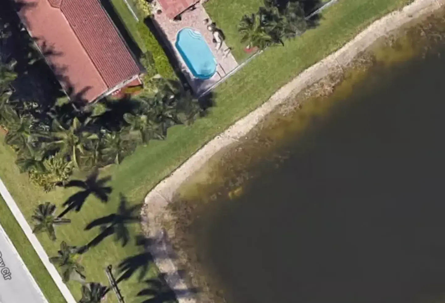 A man looking at his old home on Google Earth noticed the submerged car more than two decades later (Google Earth)