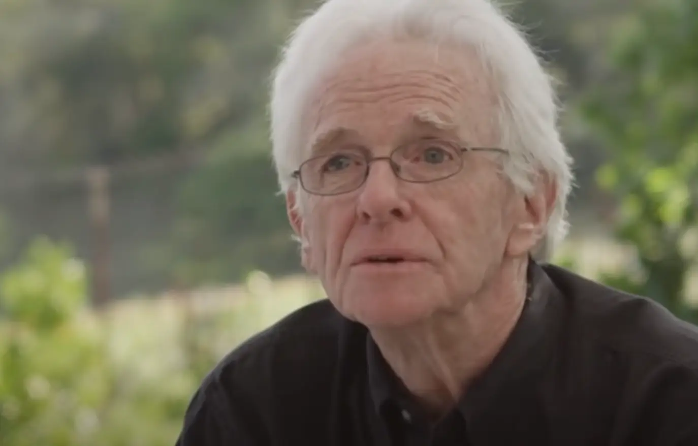 Chuck O'Rear's photograph is widely considered to be the world's 'most viewed photo ever'.