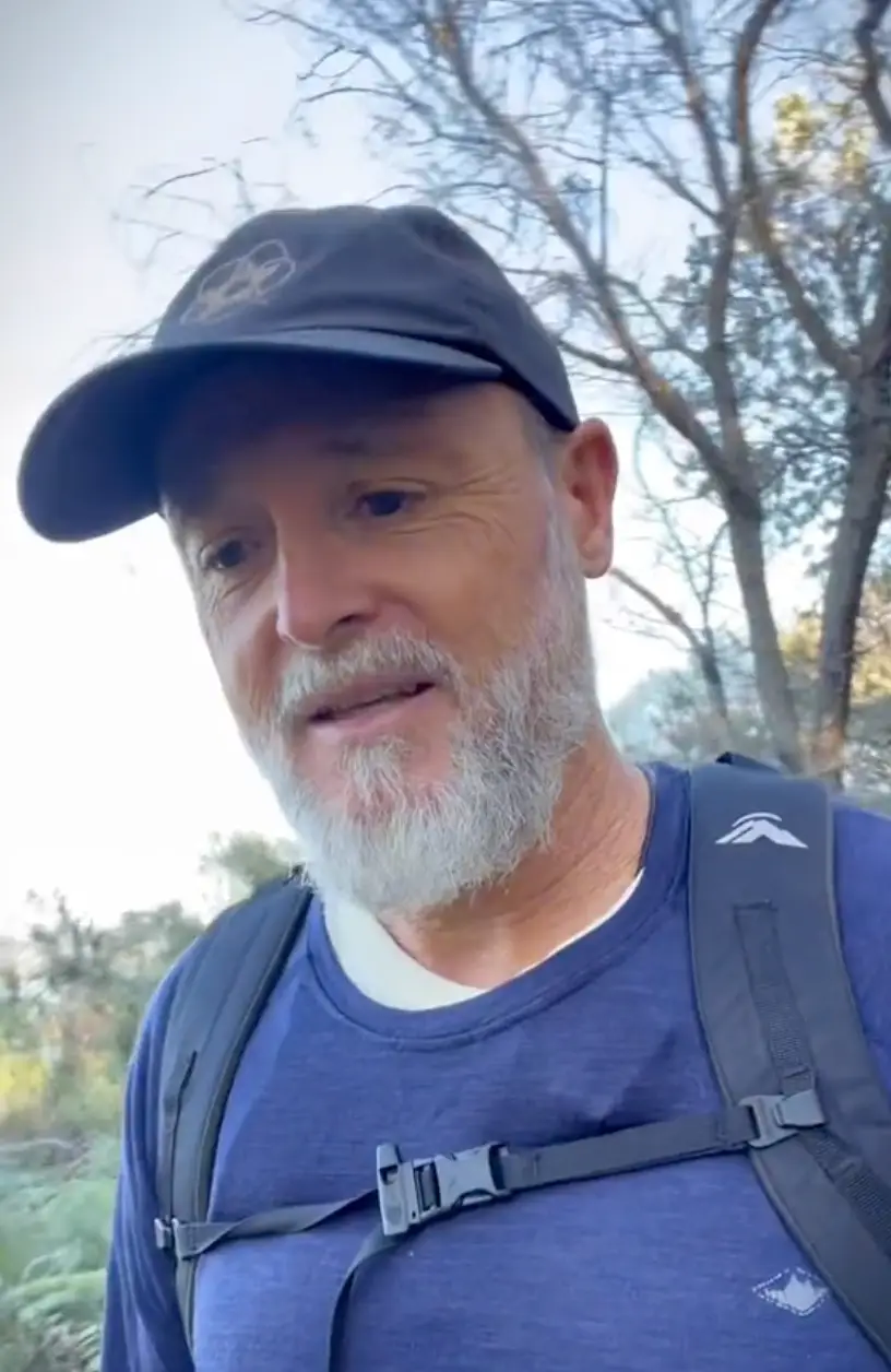 Complications after back surgery resulted in Ash Perrow coming very close to death (_ashperrow / TikTok)