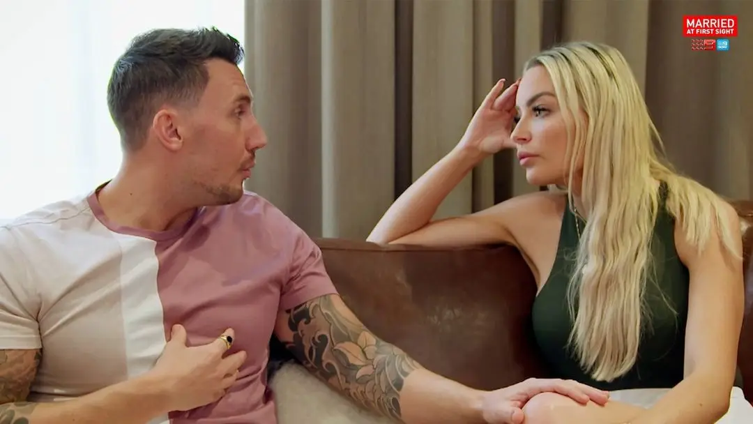 "Why aren't we getting more followers, babes?" Melissa to Layton, probably. We haven't actually watched it, to be fair.