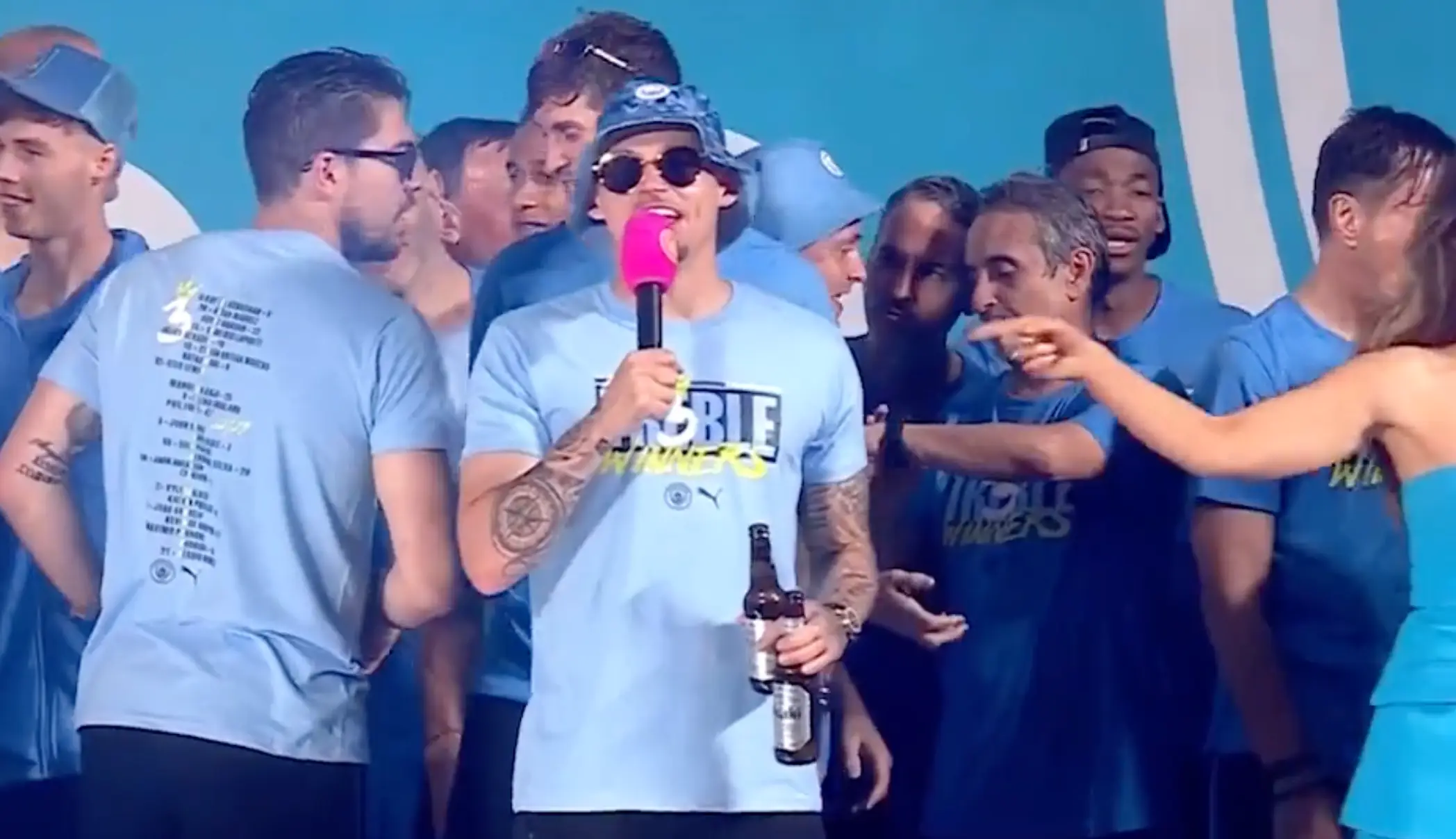 Kalvin Phillips took the mic for a popular chant.