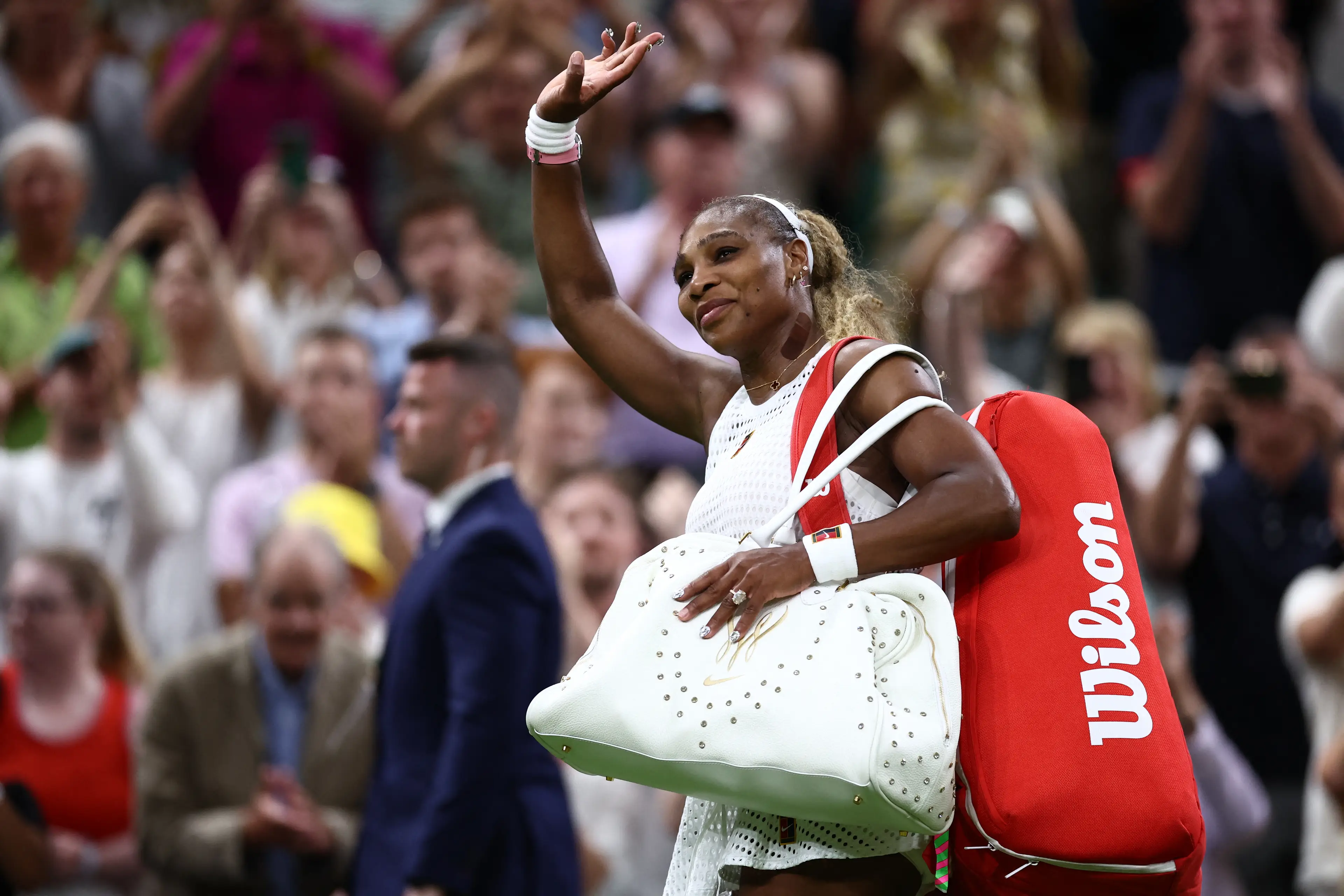 Fans were thrilled to see Williams back on the court at Wimbledon (HENRY NICHOLLS / AFP via Getty Images)