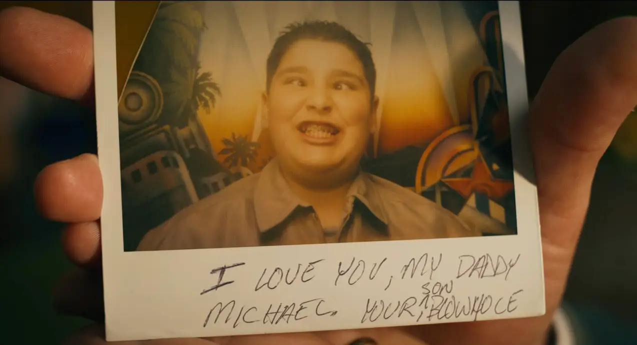 One snap sported a message from Star Arvizo - who signed it off with his alleged nickname, 'Blowhole' (Netflix)