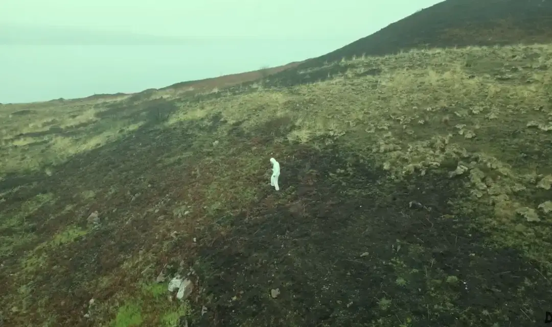 He decided to do some exploring of his own (YouTube/DaraTah)