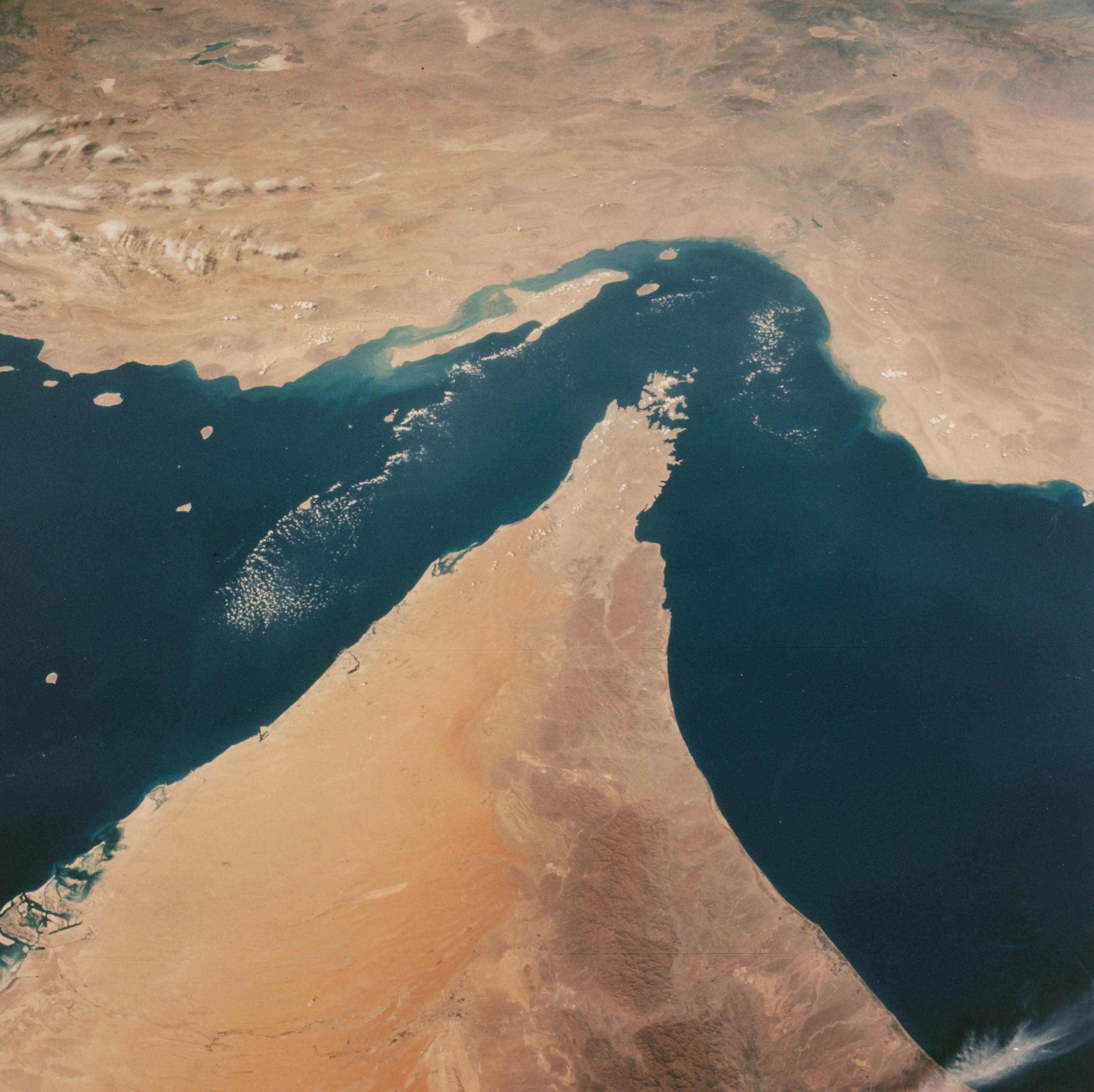 The closure Strait of Hormuz could cause economic chaos for the entire world (Space Frontiers/Archive Photos/Hulton Archive/Getty Images)