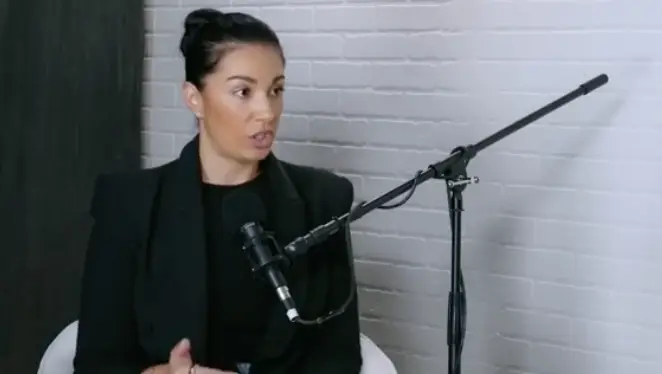 Dr Lyon is studying the symptoms of dementia.