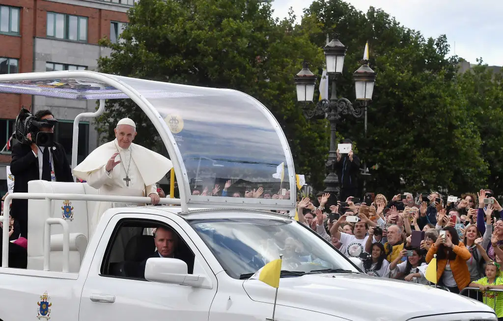 Pope Francis sure knew how to make an appearance (Charles McQuillan/Getty Images)