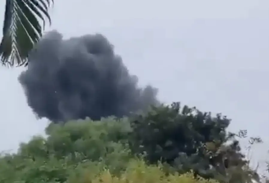 Footage of the crash was uploaded to social media. (X)