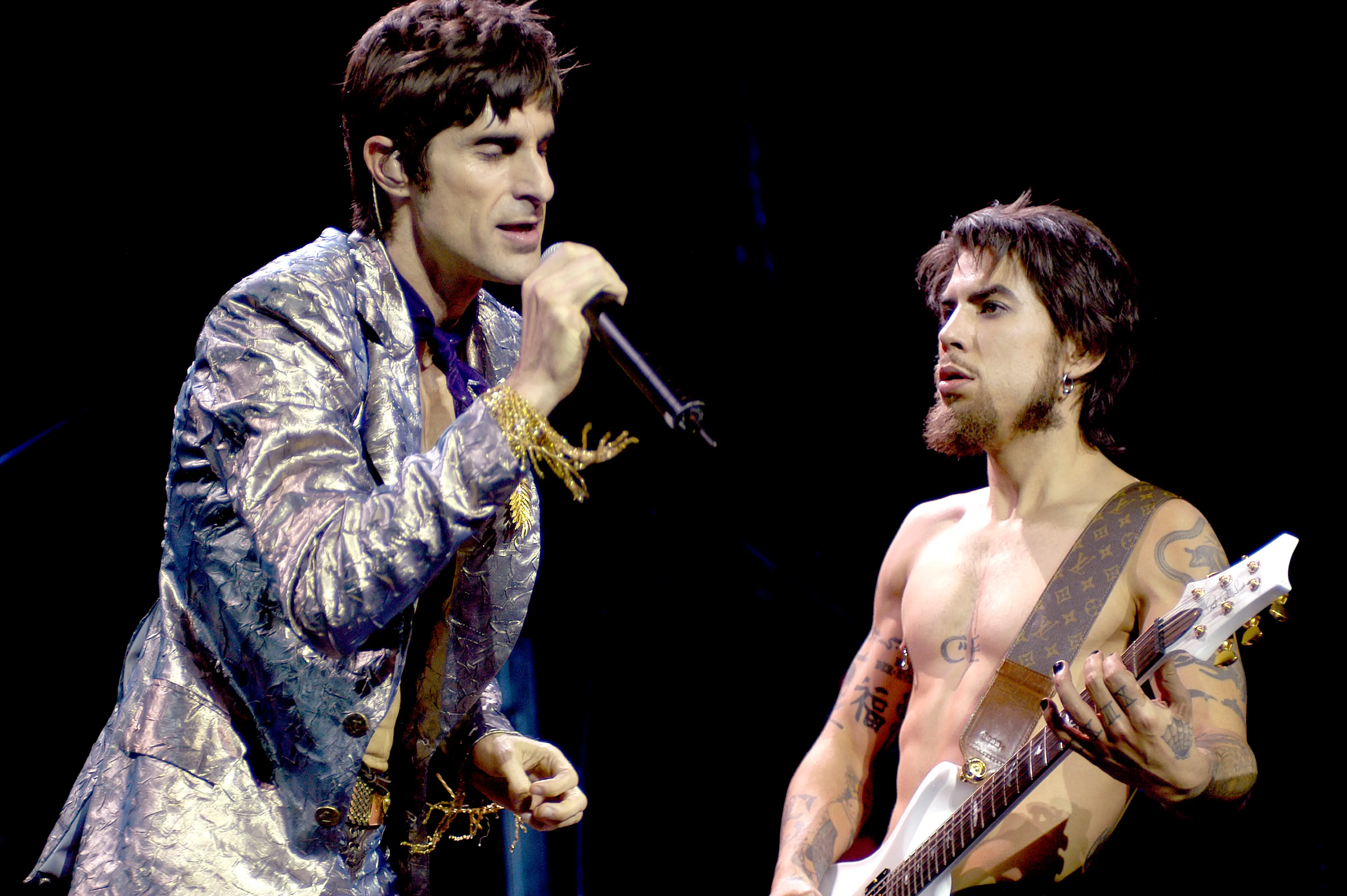 Jane's Addiction singer Perry Farrell and guitarist Dave Navarro, pictured in 2003, came to blows on Friday (Paul Natkin/Getty Images)