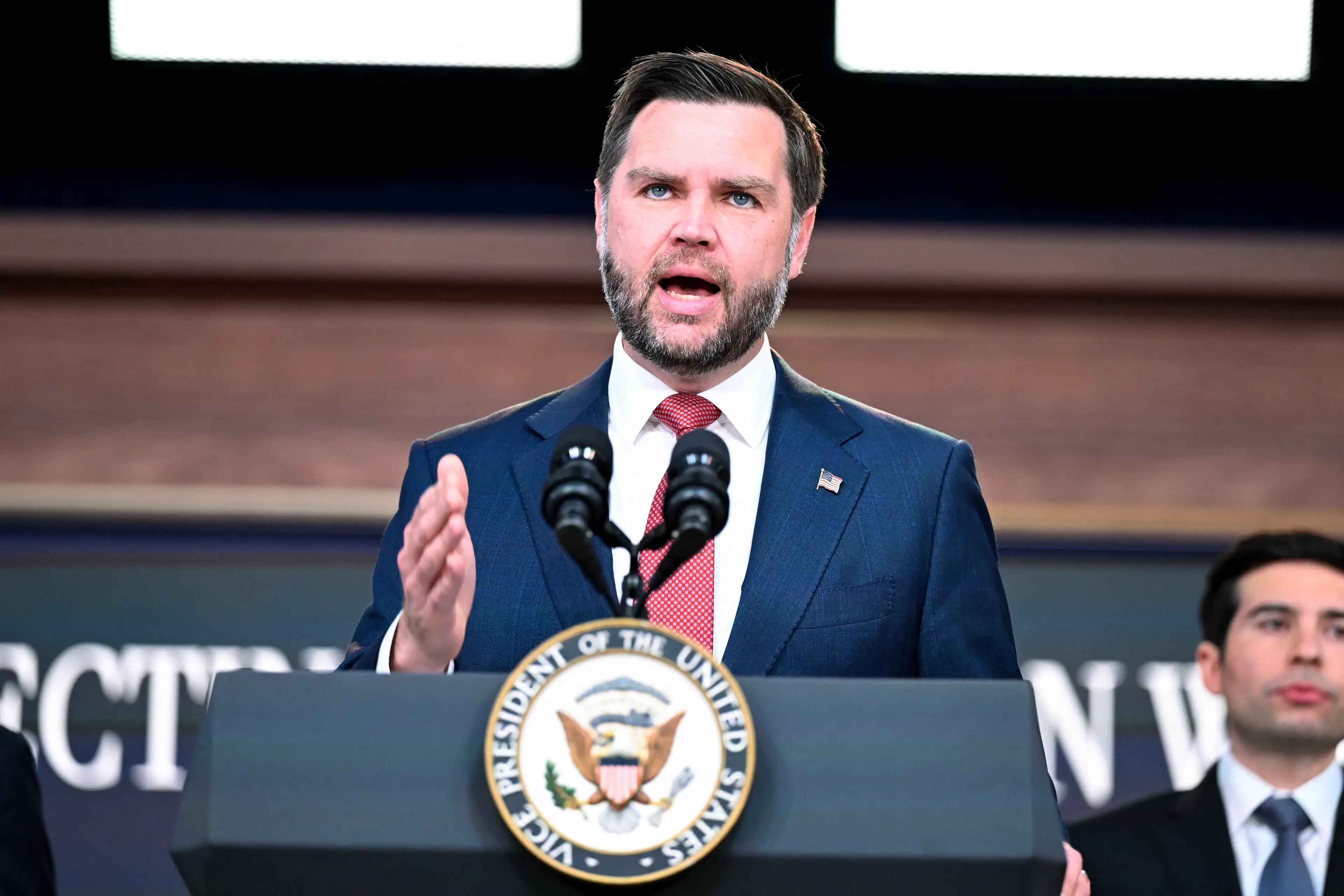 Could running as JD Vance’s VP offer a loophole for Donald Trump? (Alex WROBLEWSKI / AFP via Getty Images)