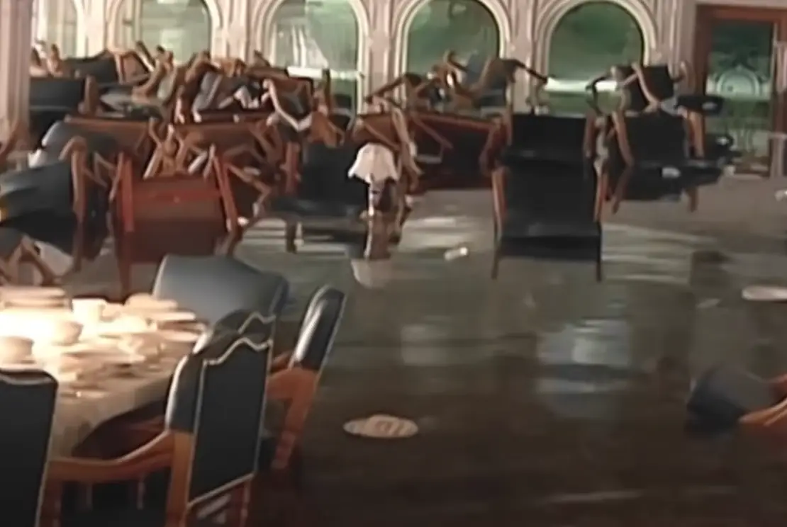 How were the underwater scenes created? (20th Century Fox)