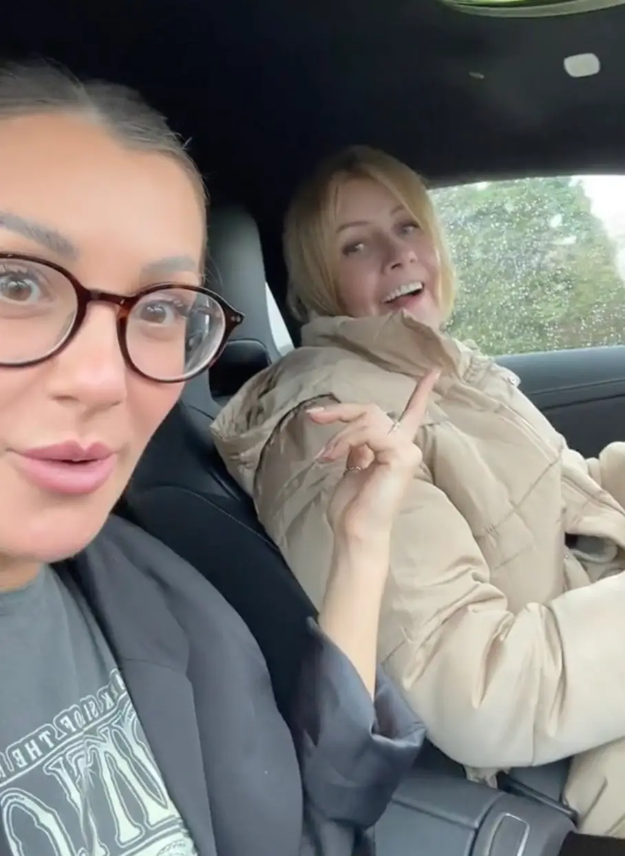 Kerri's mum agreed with the smelly earlobes theory.