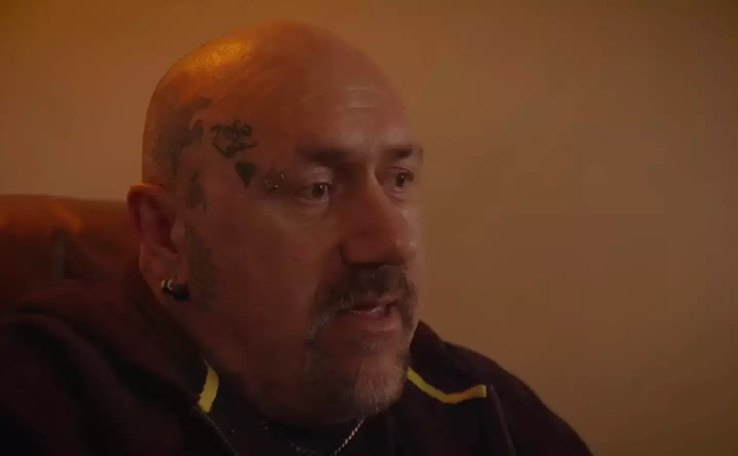 However Sean Robinson has no intention of parting with the piece (YouTube/TheAnguishedManOfficial)