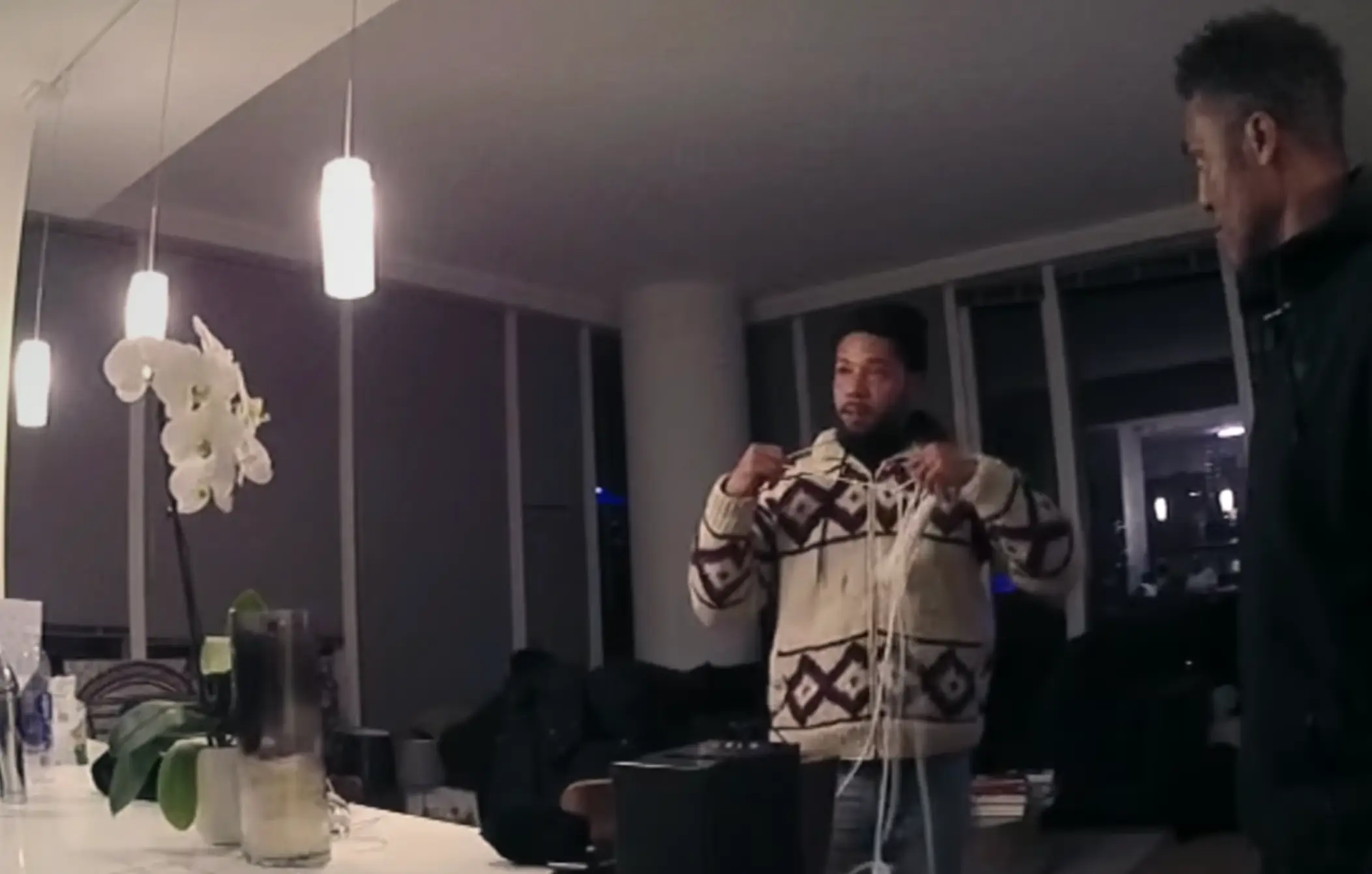 The documentary shows bodycam footage of Smollett taking the noose off his neck (Netflix)