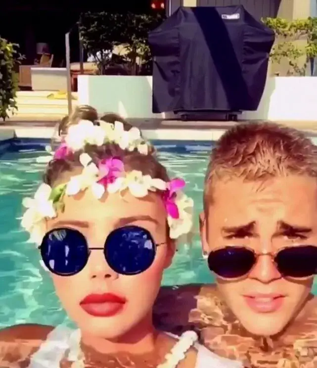 Bieber and Sahara Ray appeared to date briefly (Instagram/sahara_ray)