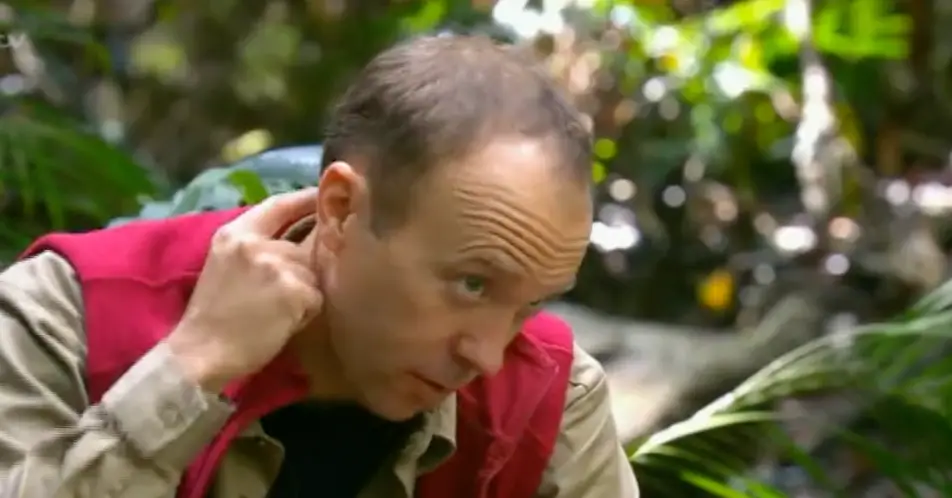 Matt begged Seann not to make him sing, and then proceeded to sing.