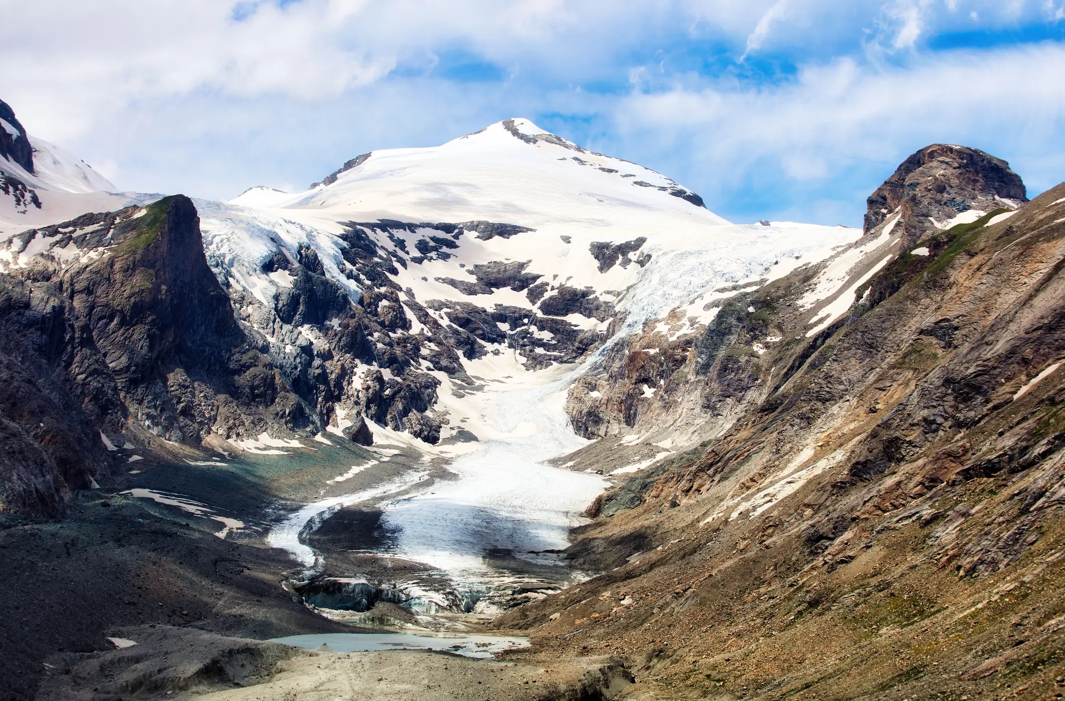 The couple had been climbing the mountain in January (Getty Stock Image)