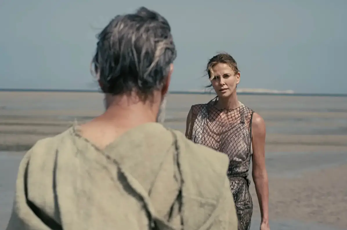 The actors filmed multiple scenes together (Universal Pictures)